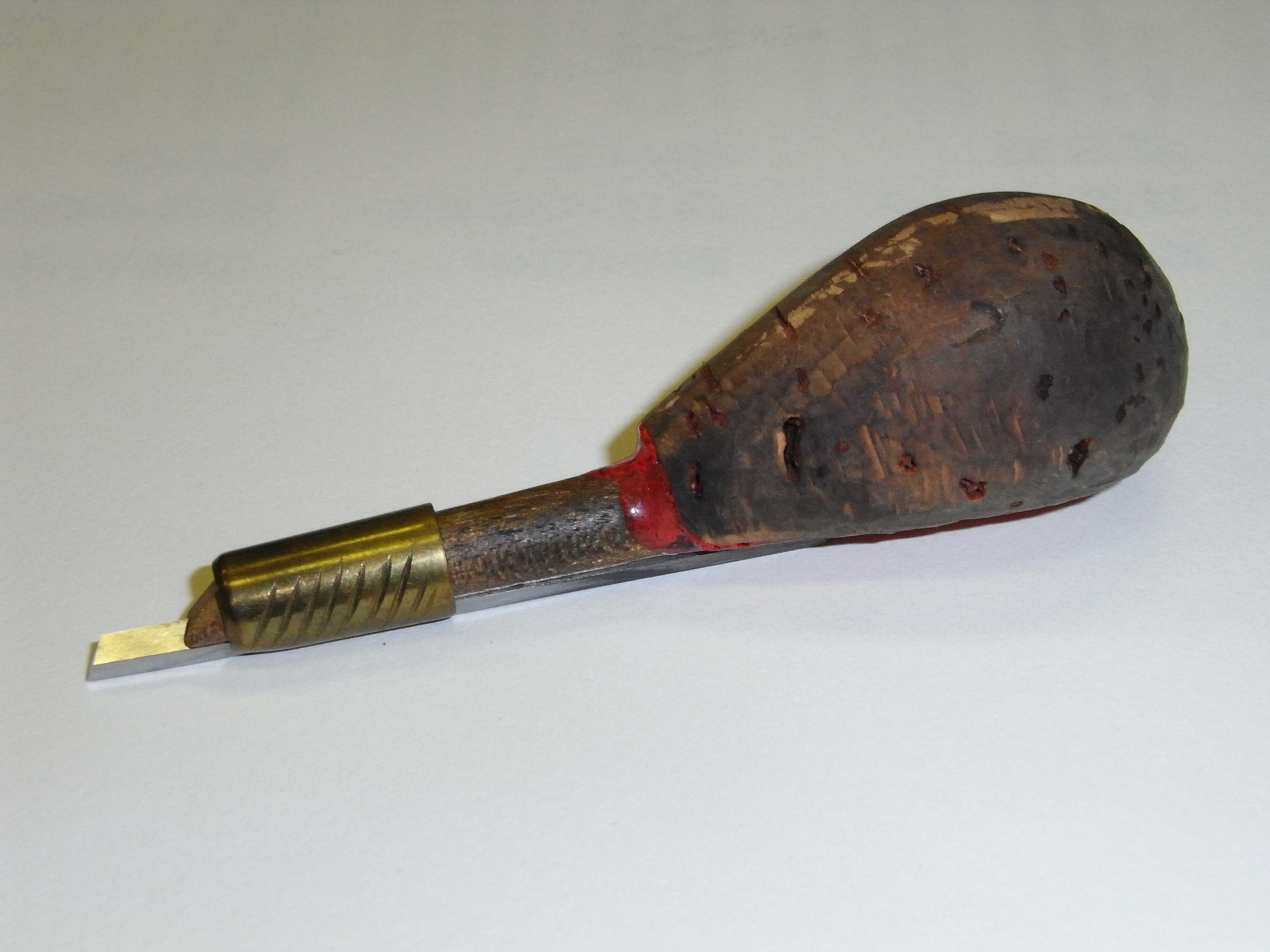 お札と切手の博物館 この道具からお札が生み出される ビュラン | MU